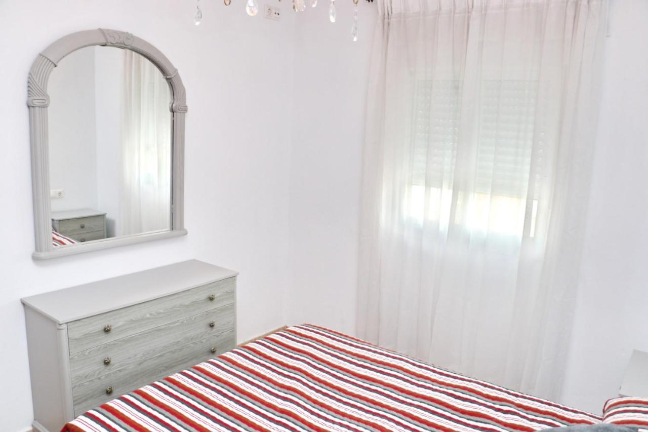 קוניל דה לה פרונטרה Apartamento Cervantes מראה חיצוני תמונה