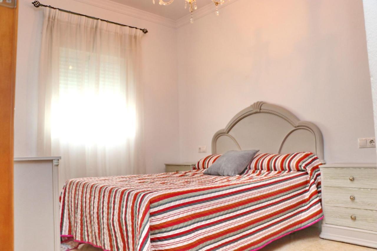 קוניל דה לה פרונטרה Apartamento Cervantes מראה חיצוני תמונה